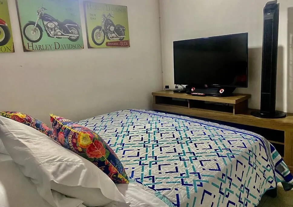 Casa En Frente Del Exito De Laureles Apartamento Medellín