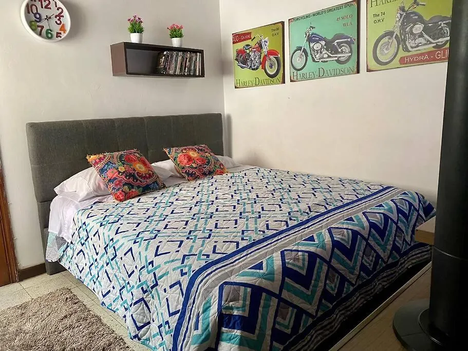 Casa En Frente Del Exito De Laureles Apartamento Medellín