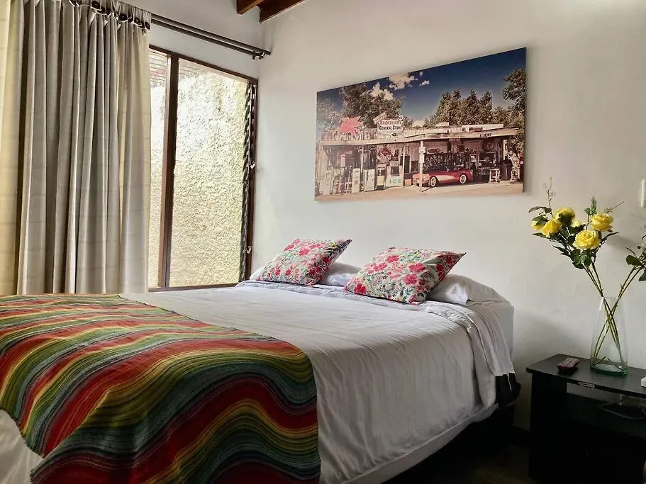 Casa En Frente Del Exito De Laureles Apartamento Medellín