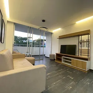 Apartamento Plazetto Laurles Bonito De 3 Alcobas Parquedero, Medellín